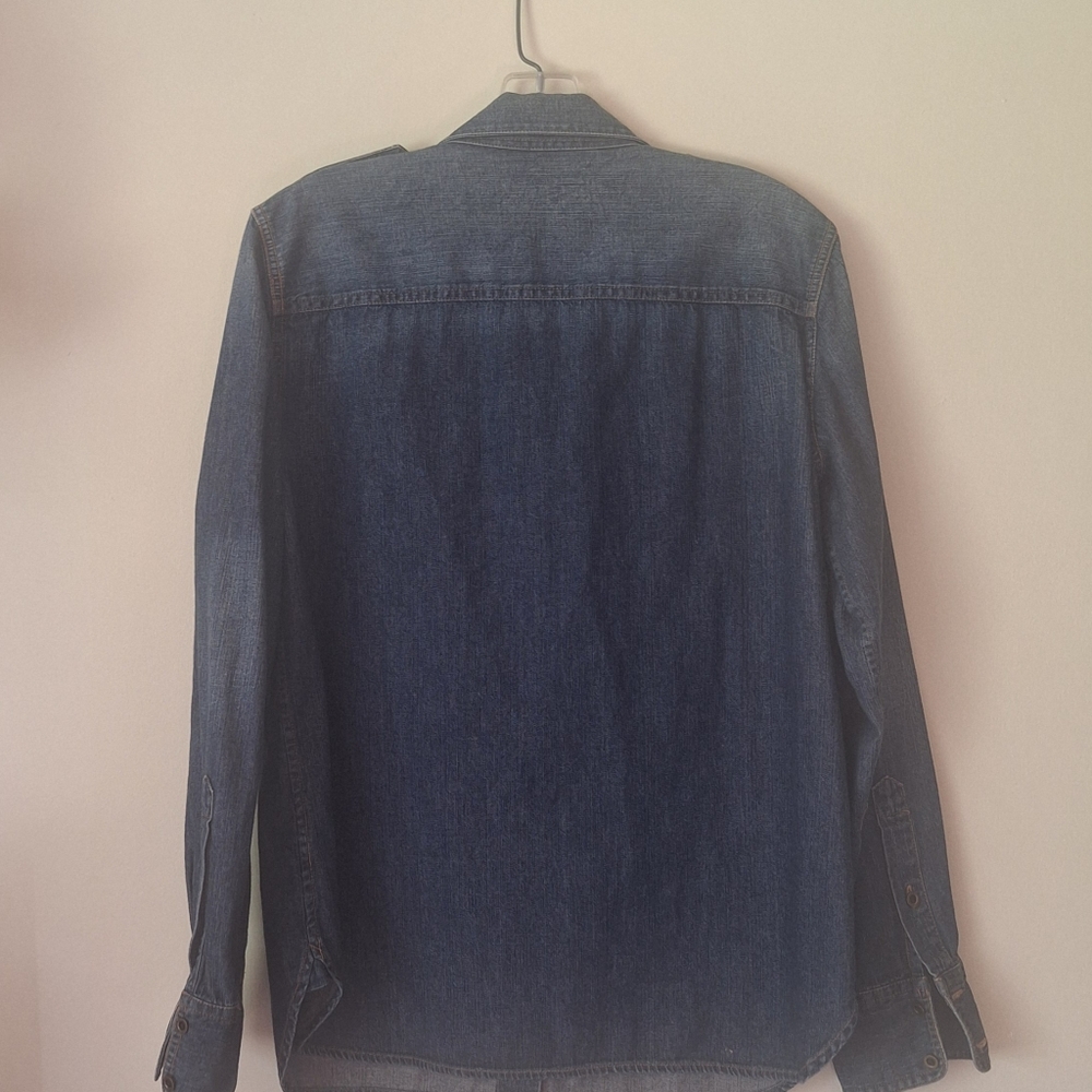 Ralph Lauren LRL Jeans Co. Lightweight Denim Button Up Shirt Elevated Casual EUC - Picture 4 of 6